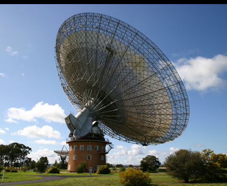 Vew of the dish at Parkes Observatory